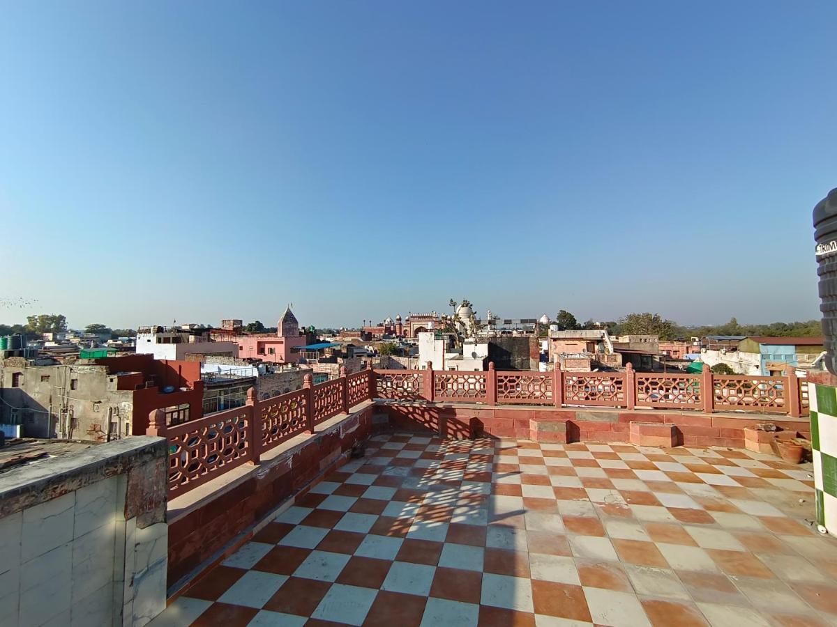 Hotel India Inn Walking Distance From Taj Mahal-- Rooftop Taj Mahal View Agra  Εξωτερικό φωτογραφία
