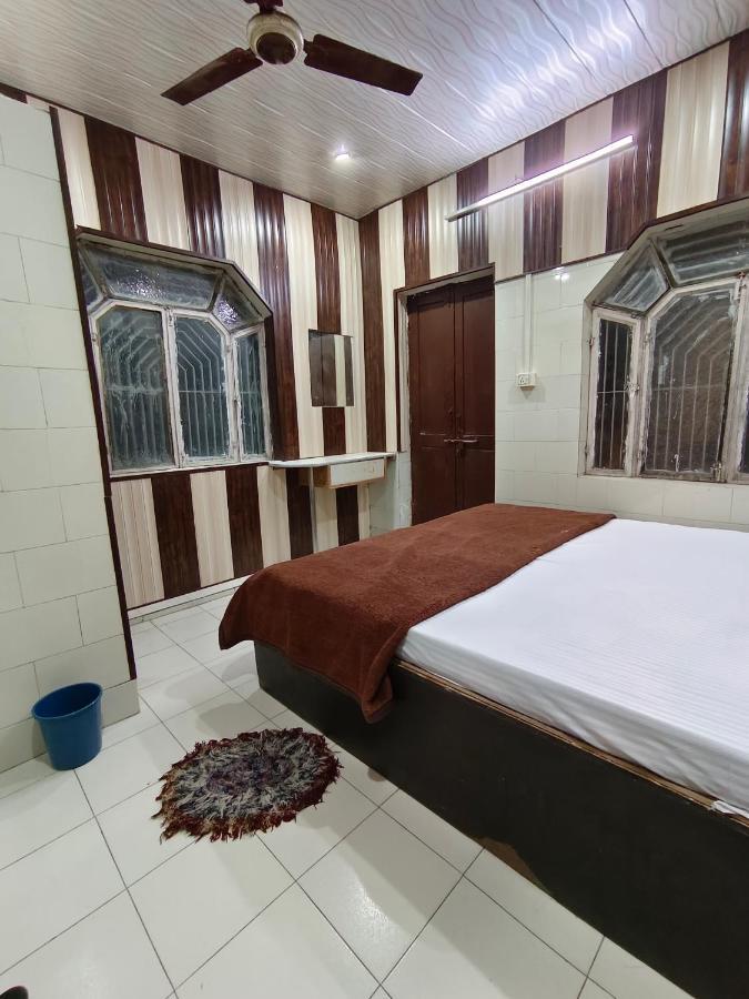 Hotel India Inn Walking Distance From Taj Mahal-- Rooftop Taj Mahal View Agra  Εξωτερικό φωτογραφία